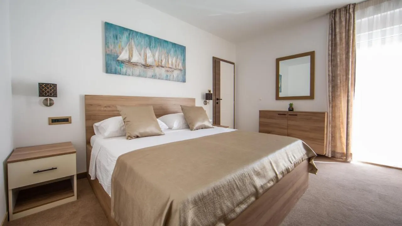 Guest house Rooms & Apartments Toni Stobrec