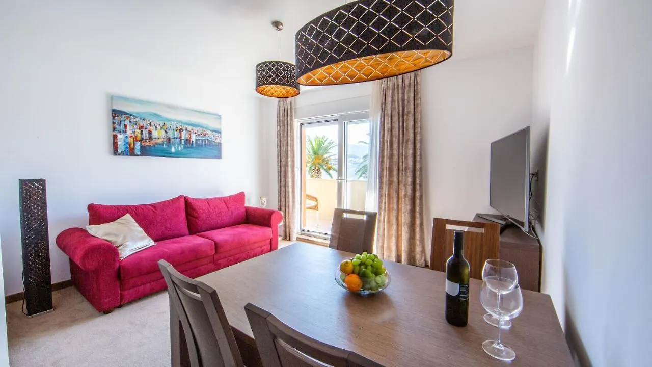 Guest house Rooms & Apartments Toni Stobrec