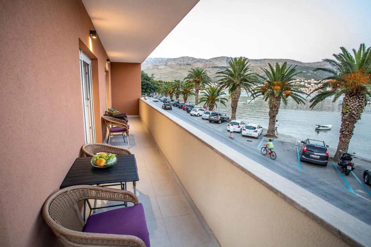 Guest house Rooms & Apartments Toni Stobrec